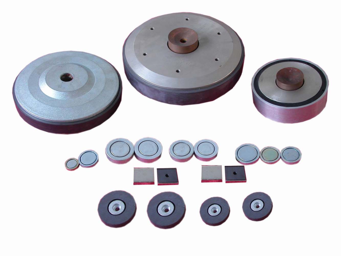 Alnico or Ferrite Audio Tanker , Divide et impera